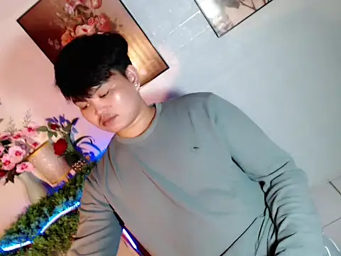 XXX chat uživo modela Rain_cum