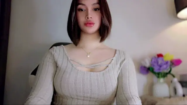 Anna_HollyDoll Adlı Modelin Web Kamerası Şovu