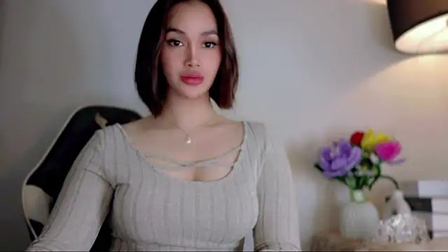 Show modela Anna_HollyDoll na web-kameri