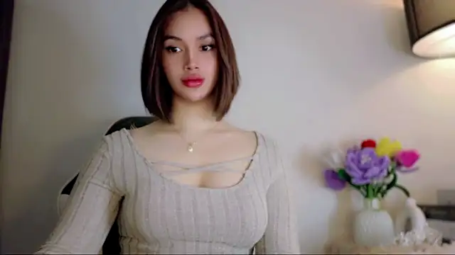 Anna_HollyDoll Adlı Modelin Web Kamerası Şovu