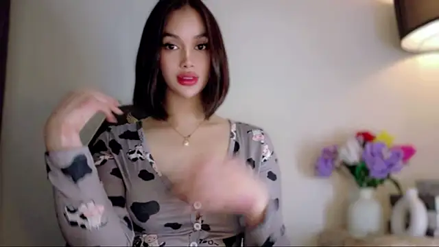 Anna_HollyDoll Pertunjukan Webcam