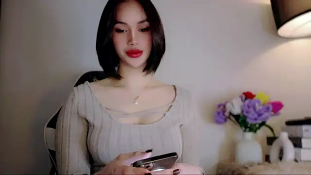 Anna_HollyDoll Adlı Modelin Web Kamerası Şovu