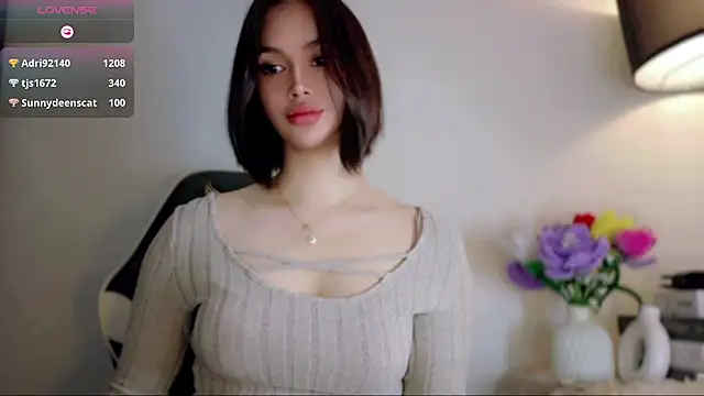 Anna_HollyDolln Webbikameraesitys