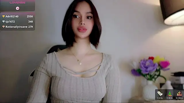 Anna_HollyDoll Adlı Modelin Web Kamerası Şovu