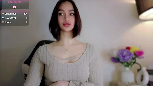 Anna_HollyDolln Webbikameraesitys