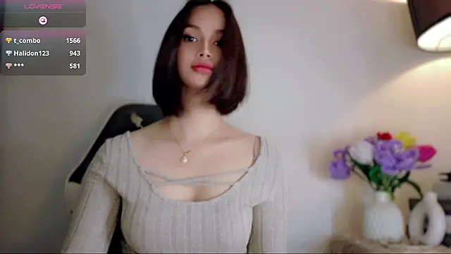 Anna_HollyDoll: вебкам-шоу