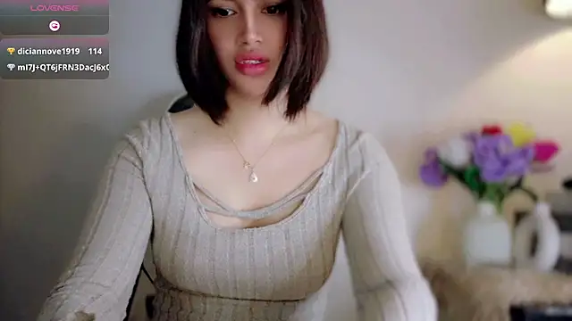 הופעת וובקאם של Anna_HollyDoll