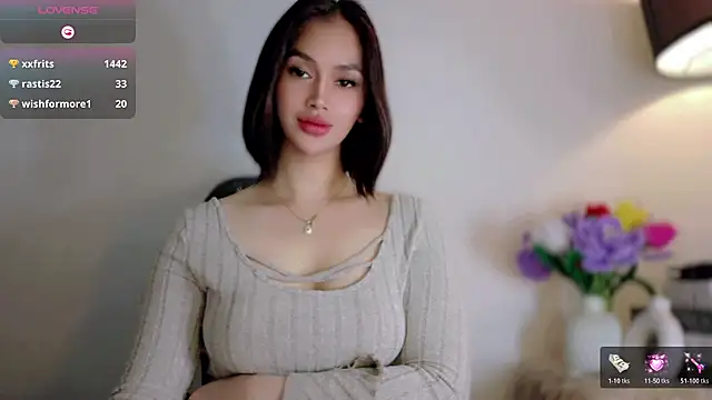 Anna_HollyDoll Pertunjukan Webcam