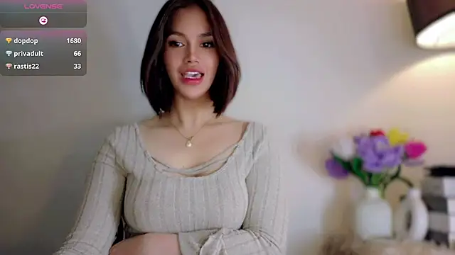 Anna_HollyDoll webcam show