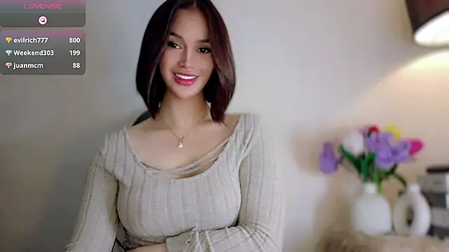 Pokazy przed kamerką – Anna_HollyDoll