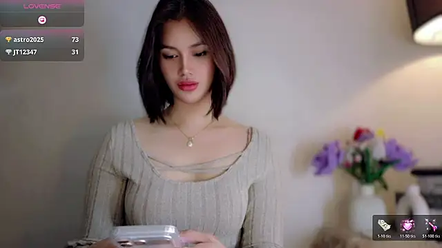 Anna_HollyDoll Pertunjukan Webcam