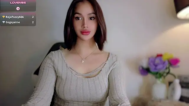 Cutee_Anna Show in webcam