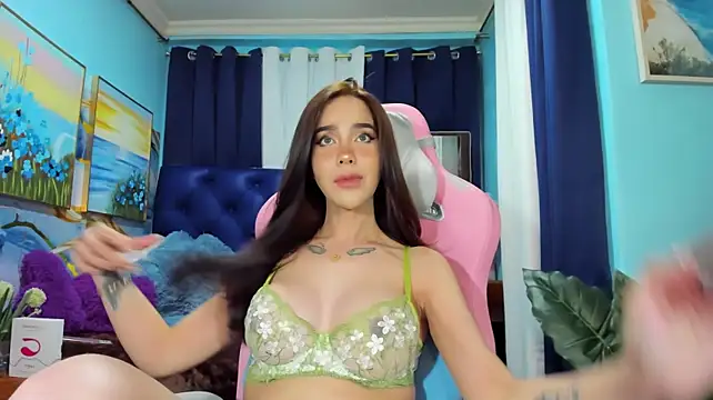 YourValentine143 Adlı Modelin Web Kamerası Şovu