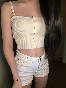 -katinat- 在線直播表演
