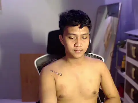 Asian_Neil143 在線直播表演