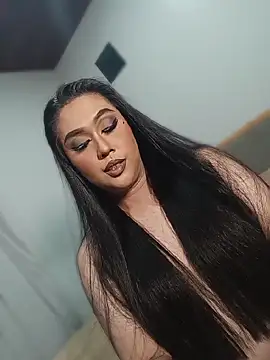 mistress_loy Pertunjukan Webcam