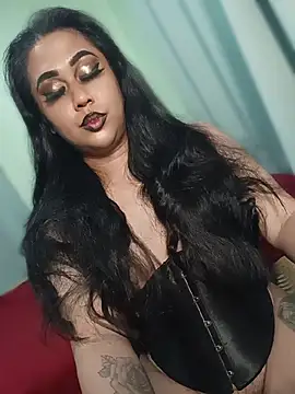 mistress_loy Pertunjukan Webcam