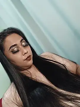 mistress_loy's Webcam Show
