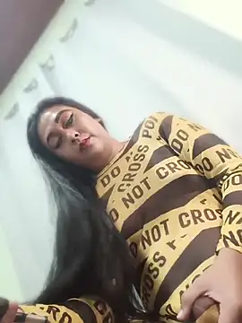 mistress_loy Pertunjukan Webcam