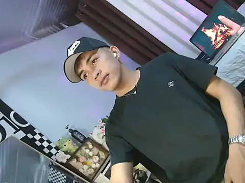 urhot_chanyのウェブカメラショー