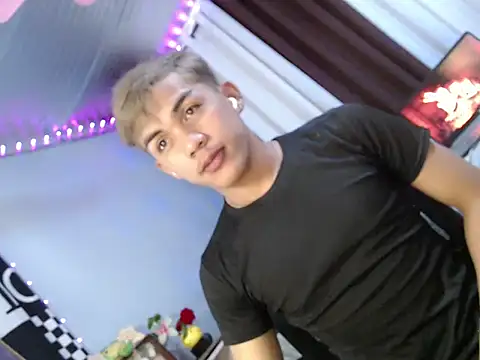 urhot_chany Pertunjukan Webcam