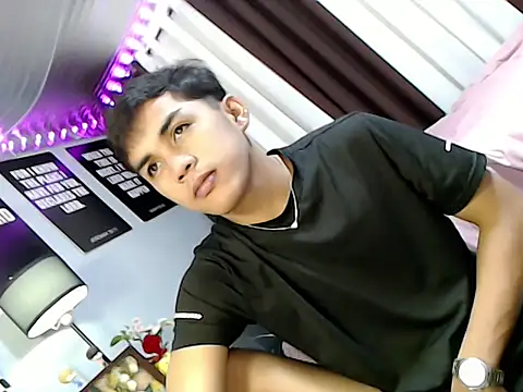 urhot_chany Pertunjukan Webcam