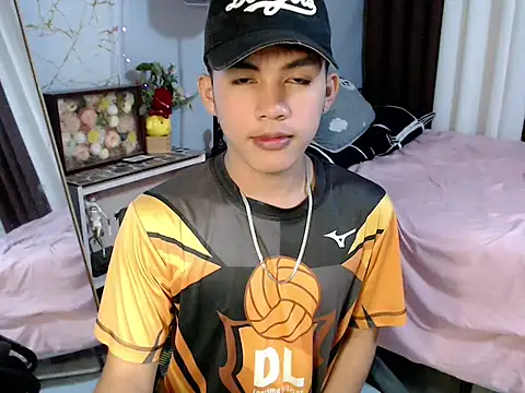 عرض كام urhot_chany