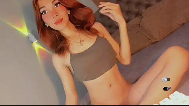 bella_enchantra's Webcam Show