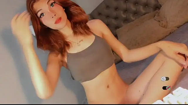 bella_enchantra: διαδικτυακό σόου στην κάμερα