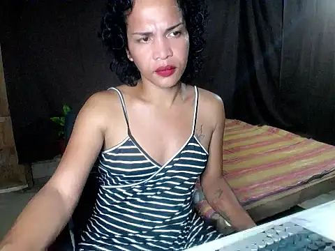 Show de Precious_foryou na webcam