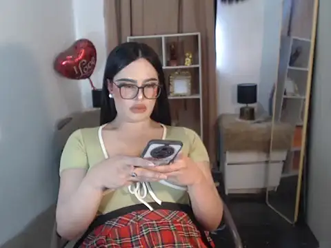 RebeccaTs Pertunjukan Webcam