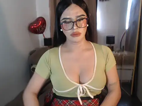 RebeccaTs Pertunjukan Webcam