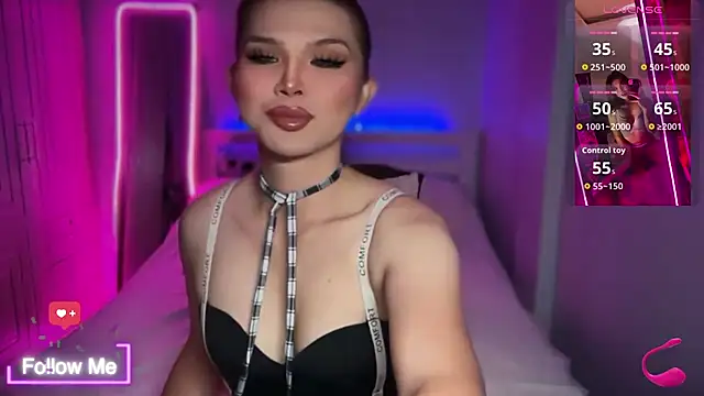 SugarTemptationX Pertunjukan Webcam