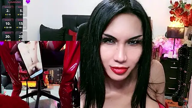 JadeScarlet_LoveLace Show in webcam