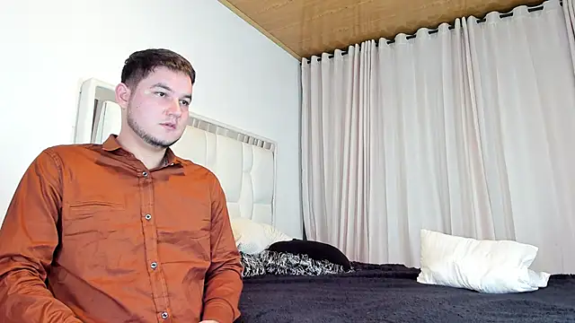 CameronyMartinn Adlı Modelin Web Kamerası Şovu