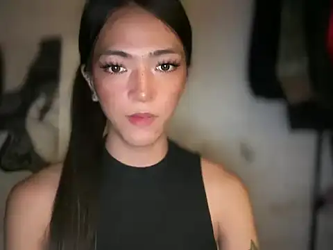 slimladyxoxo webcam show