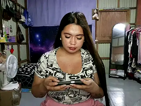 Sugar-Holly69 লাইভ XXX চ্যাট