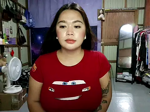 Sugar-Holly69's Live XXX Chat