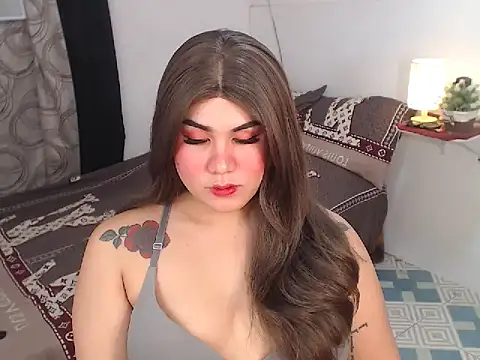Show modela JayraFRESH na web-kameri