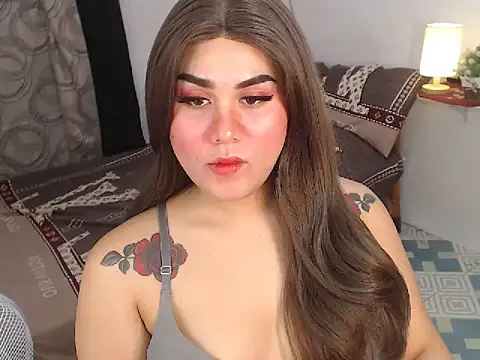 JayraFRESH webcam show