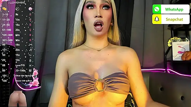 Miss_Yvonne's Webcam Show