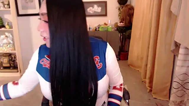 TheworldofPLEASURE Adlı Modelin Web Kamerası Şovu