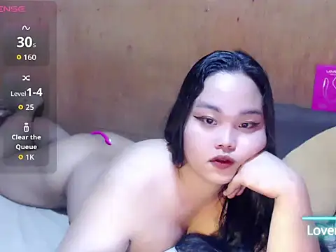 Pertunjukan Kamera Web _Lylia