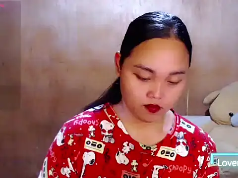 _Lylia Show in webcam