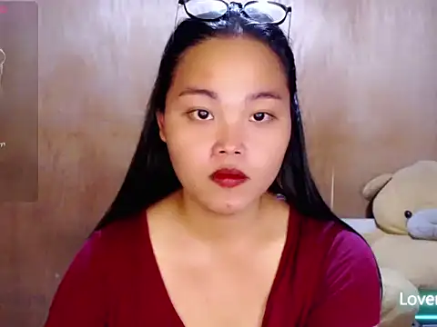 _Lylia Show in webcam