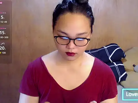 _Lylia webcam show