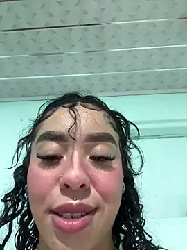 Xiikin Live XXX chat