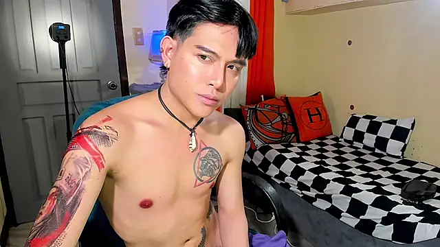 Bentlyfuck: διαδικτυακό σόου στην κάμερα