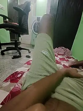 SlimDesiX16 Pertunjukan Webcam