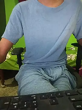 Indianslimguy26 网络视讯表演